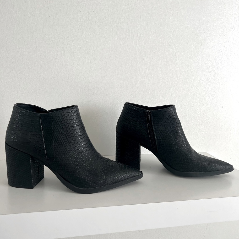 Qupid Faux Leather Snake Print Ankle Boots—Black